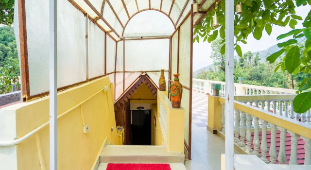 Номер Standard OYO 14132 Home Elegant 1BHK Kempty Road