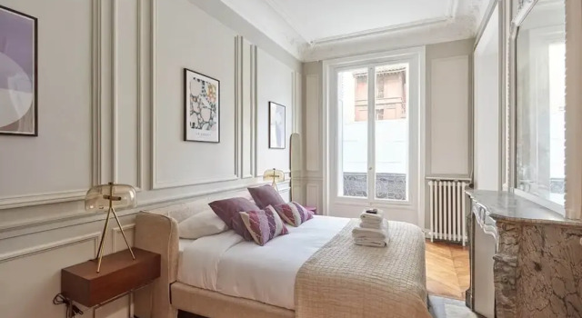 Magnificent Apartment Etoile Hoche Saint Honore, Забронировать Апартаменты/квартира Париж Иль-де-Франс, рядом с Малый дворец (Petit Palais)