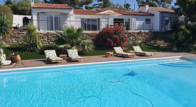 Вилла Villa in La Cadière-dAzur with Private Pool