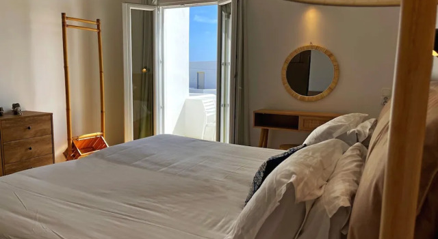 Номер Standard с балконом и с видом на окрестности Adonis Hotel Studios & Apartments