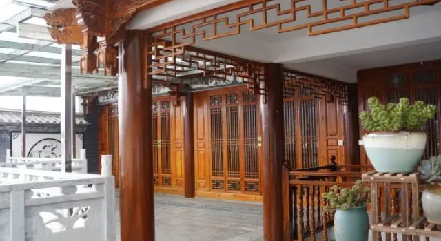 Shaxi Fengshe Homestay, Book Hotel Shaxi Yunnan