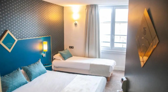 Трёхместный семейный номер Standard Best Western Le Bristol