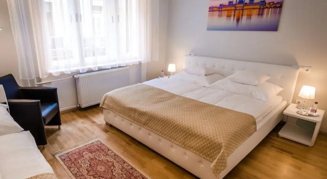 Номер Deluxe Anabelle Bed and Budapest