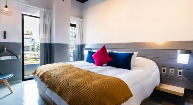 Номер Standard с балконом Hotel NEXT Guadalajara