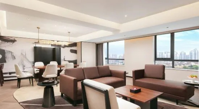 Люкс Executive Park Plaza