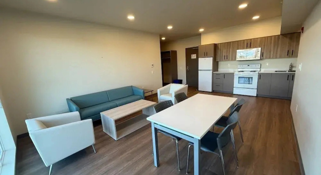 Шестиместный семейный люкс Residence & Conference Centre - Kelowna