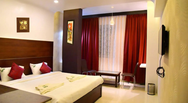 Hotel Sumith Palace, Забронировать Отель Отели штата Тамилнада с завтраком, Завтраки