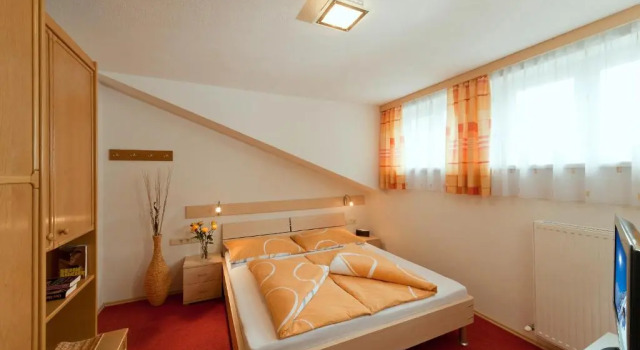 Haus Birgit, Забронировать Отель Отели Тироля 3 звезды, 3*