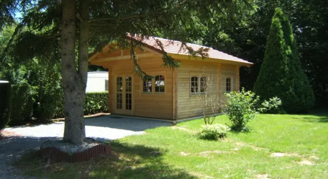 Camping du Lac de la Seigneurie, Buchen Sie Campingplatz Camping & Glamping in Burgund, Campingplatz