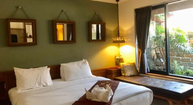 Ploy Resort