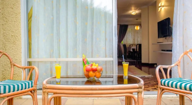Апартаменты c 1 комнатой Mimosa Court Apartments