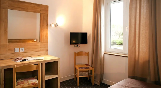 Одноместный номер Standard Logis Hôtel Restaurant Du Labrador