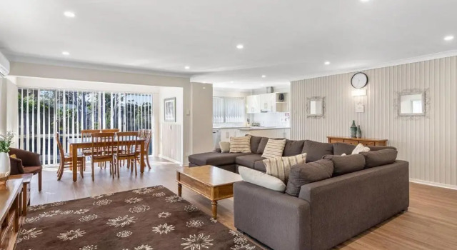 Bay Serene, 15 Mistral Close
