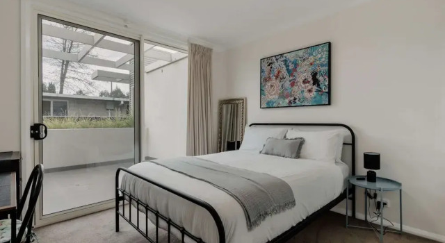 Peaceful 1-bed Apartment Close to Lonsdale St, Buchen Sie Ferienwohnung Turner Australian Capital Territory