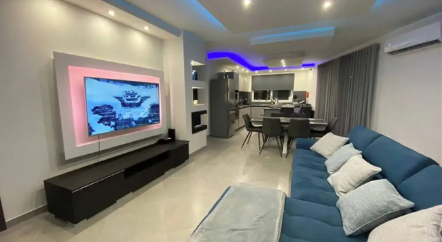 Luxury Apartment in Gzira Close to Sliema 3 BR Apartment Sleep 8