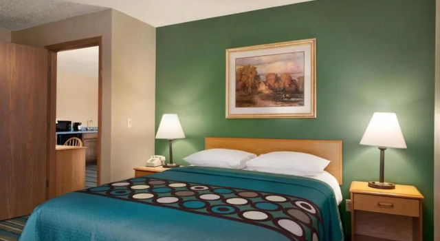 Двухместный номер Standard Coratel Inn & Suites by Jasper New Richmond
