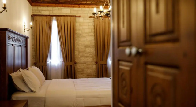 Люкс Deluxe Rose Garden Hotel