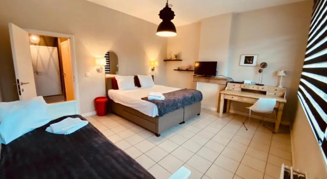 Fenêtre sur le Standard de Liège, Book Hotel Seraing Liege Province