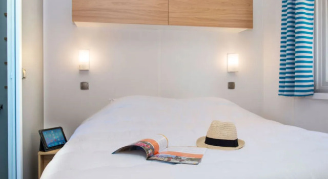 Domaine Les Mûriers, Book Hotel Vendres Hérault