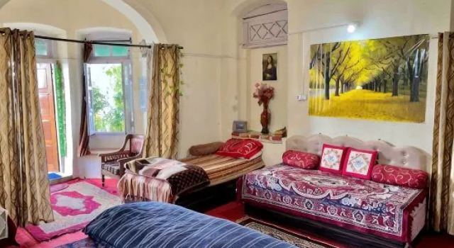 Prashant Homestay Nainital: Orchard