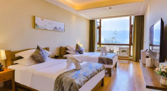 Люкс Haomenglu Boutique Seaview Inn (Dali Erhai Branch)
