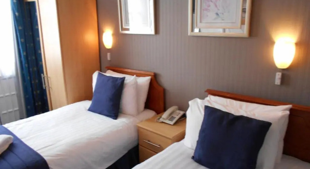 Двухместный номер Parkwood Hotel