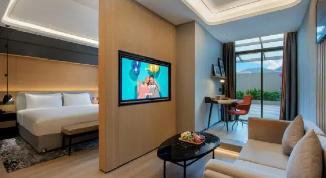 Люкс Executive Park Inn by Radisson Zhuhai Gaolan Port