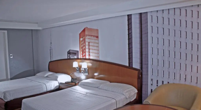 Standardowy czteroosobowy pokój Hotel Mexicali