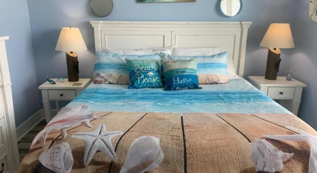 Stunning Sunsets Steps from Pool Lazy River Ocean Bay Views, Book Hotel Galveston Houston