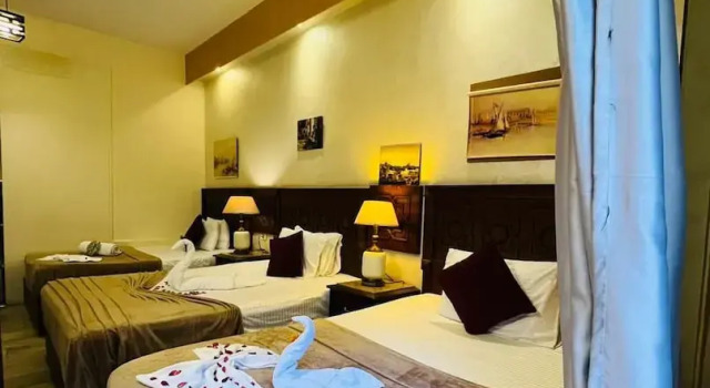 Трёхместный номер Deluxe The location Hotel