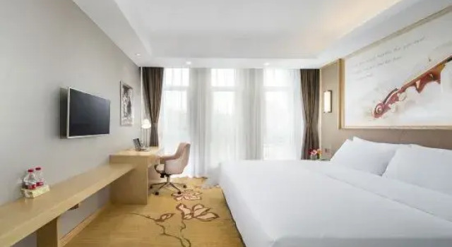 Люкс Deluxe Vienna International Hotel (Chifeng Railway Station)