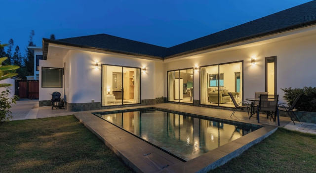 3BR Pool Villa with Bathtub  V294