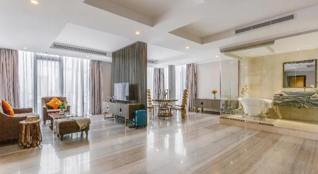 Номер Standard Winsuites Saigon Hotel - Complimentary Afternoon Tea & Refreshments