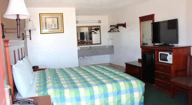 Номер Standard Crown Inn