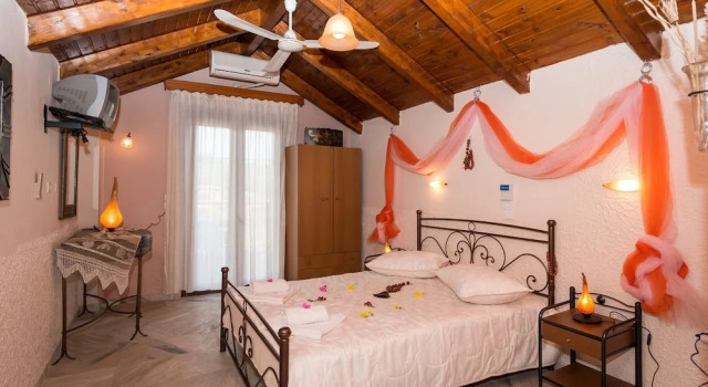 Habitación doble Estándar con balcón Lofos Studios