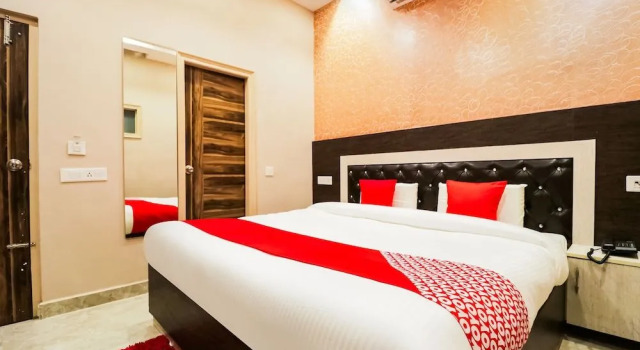 Oyo 61261 Hotel Z, Varaa Hotelli Chandigarh 