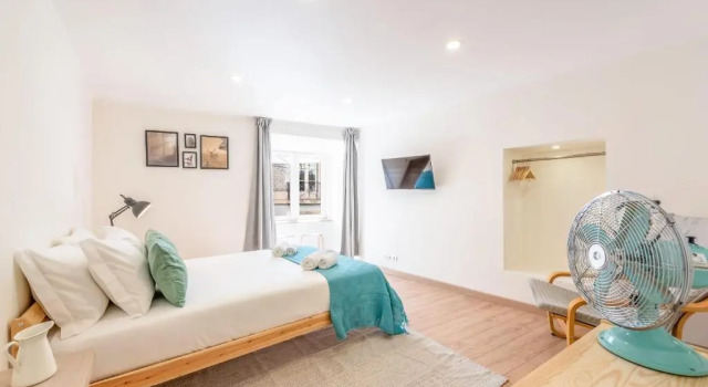 Guestready - Boavista Apartment in Santos Perfect for 4, Забронировать Апартаменты/квартира Мизерикорди Лиссабон, рядом с Money Museum