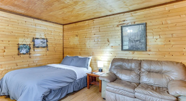 Cedar Falls Cabins #6: Hillside w/ Views!, Reserva ahora Apartamento Davis Oklahoma