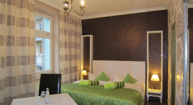 Ahorn Hotel, Забронировать Отель Котбус Бранденбург, рядом с Государственный театр Котбуса
