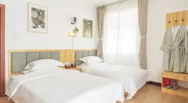 Люкс Miss Ruo's small courtyard homestay