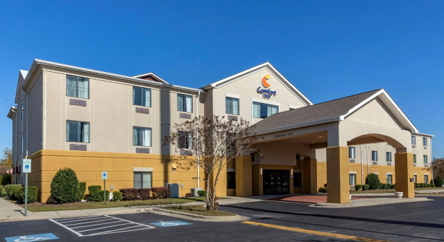 Comfort Inn Smithfield, Varaa Hotelli Smithfield Pohjois-Carolina