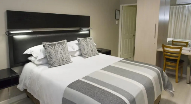 Номер Luxury The Suburban Guest House