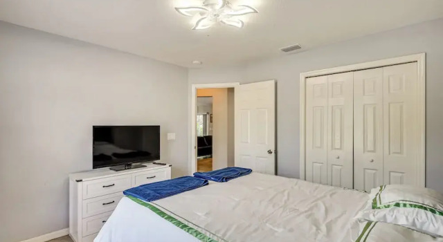 Pet-friendly Palm Coast Home: 8 Mi to Beach!