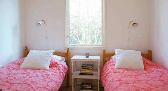 4 Person Holiday Home in Hamburgsund, Book Hotel  