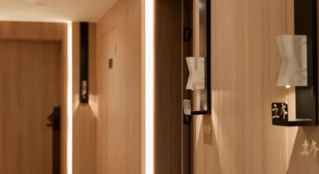 Yubwiku Tang Business Hotel (Tangshan Wuyue Plaza), Book Hotel Tangshan Hebei