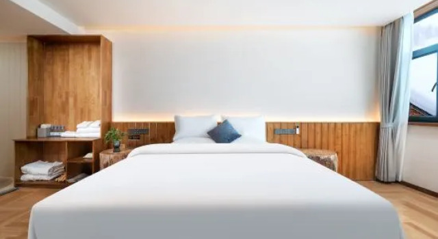 Люкс Hemu Youyu Residence Resort Hotel (Hemu Scenic Area)