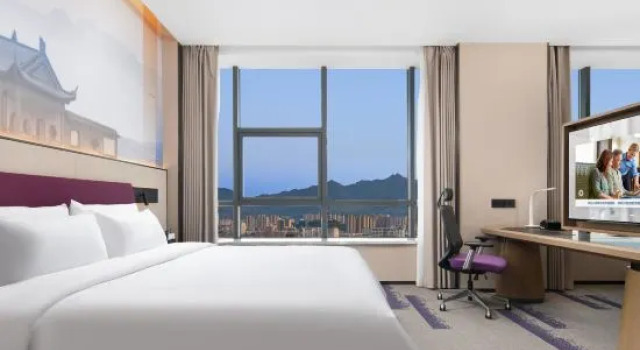 Люкс Business Hampton by Hilton Jiujiang Changhong Revenue