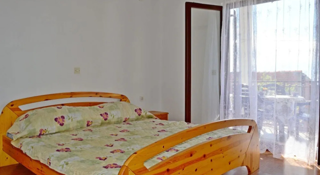 Apartments Ivica Pakostane