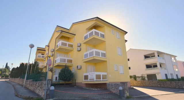 Apartment Adlitika, Prenota Appartamento Hotel a Isole Quarnerine con parcheggio, Parcheggio