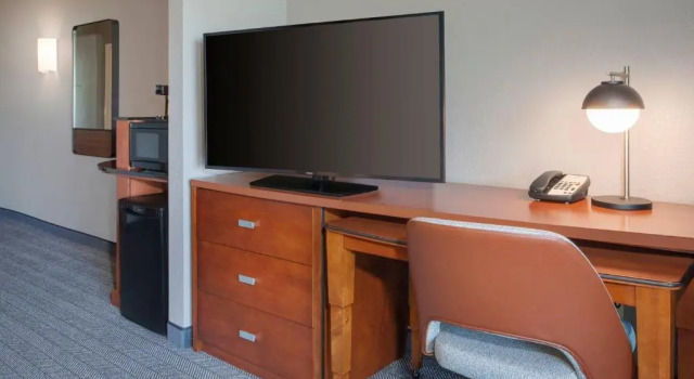 Четырёхместный номер Standard с балконом Courtyard Fort Lauderdale SW Miramar